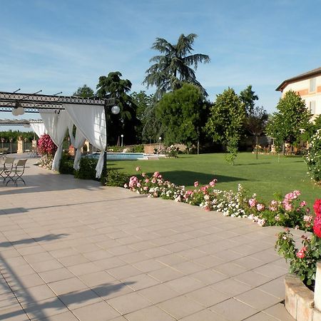 Agriturismo Corte Bebbi Bibbiano  Екстериор снимка