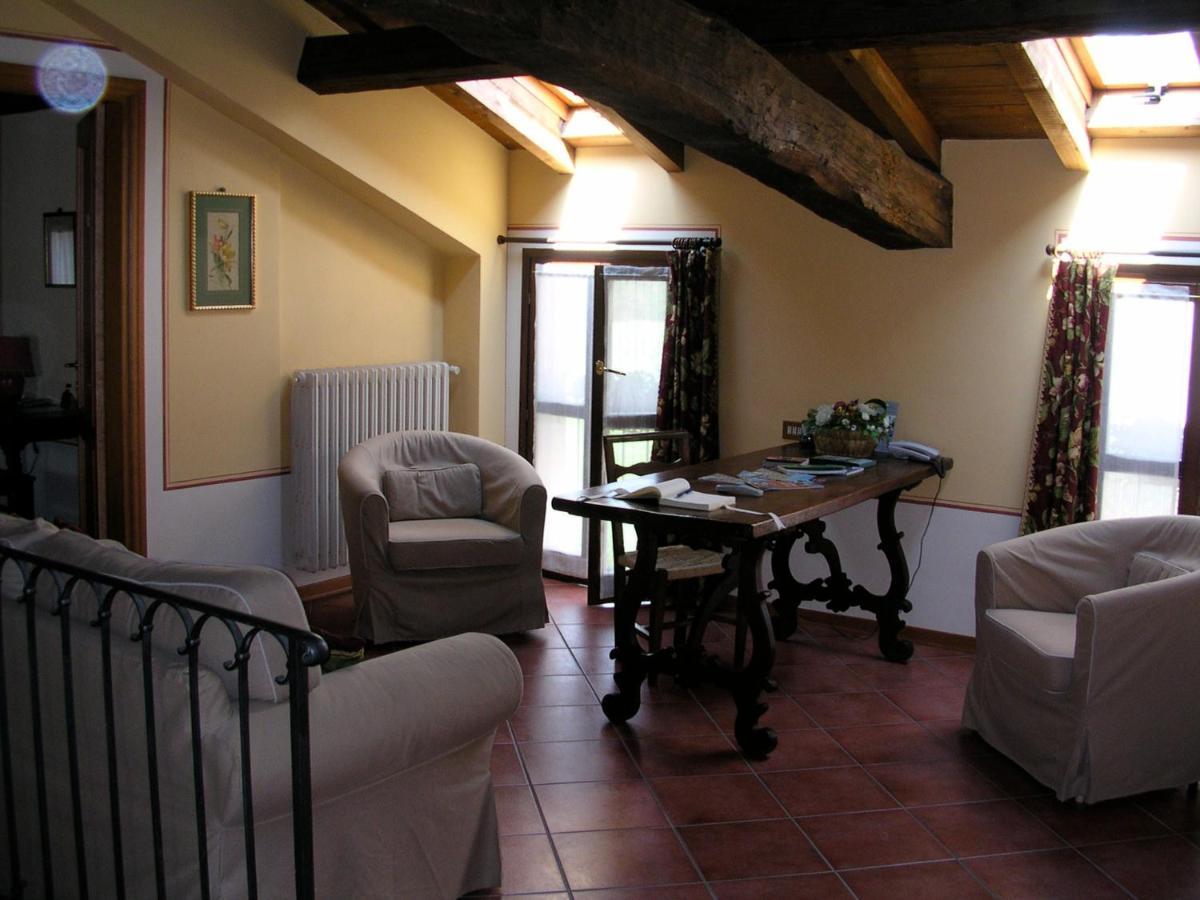 Agriturismo Corte Bebbi Bibbiano  Екстериор снимка