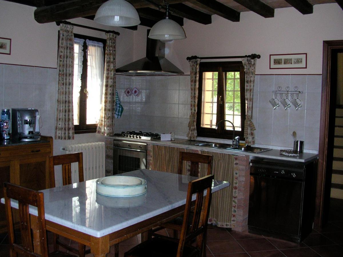 Agriturismo Corte Bebbi Bibbiano  Екстериор снимка